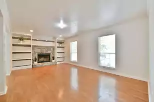 1942 Tison Ln, Mount Pleasant, SC 29464 - Photo 4