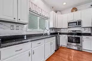 2623 River Bluff Ln, Mount Pleasant, SC 29466 - Photo 20