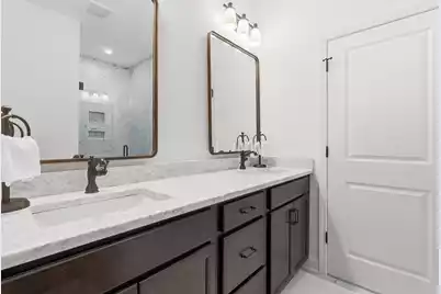 639 Laurel Street N, Summerville, SC 29483 - Photo 18