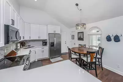 1938 Armory Drive, Mount Pleasant, SC 29466 - Photo 4