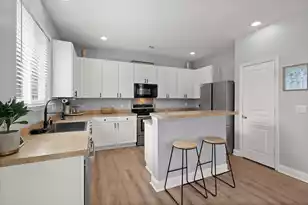 8815 Shadowglen Dr, North Charleston, SC 29420 - Photo 12