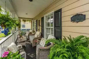 1984 Creek Dr N, Mount Pleasant, SC 29466 - Photo 4