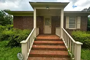 213 Maner Dr, Allendale, SC 29810 - Photo 8