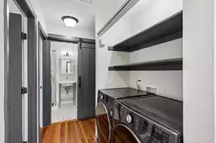 102 Beaufain St, Charleston, SC 29401 - Photo 32