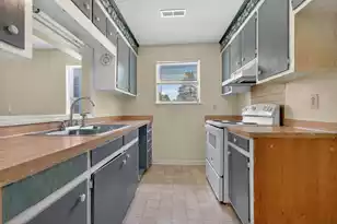 350 Dorchester Manor Blvd, Charleston, SC 29420 - Photo 10