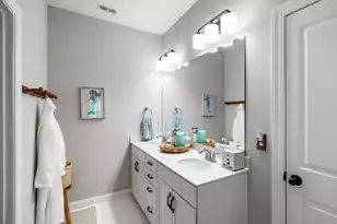 2824 Wagner Wy, Mount Pleasant, SC 29466 - Photo 10