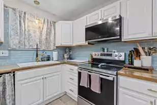 205 Bristow Dr, Summerville, SC 29483 - Photo 18