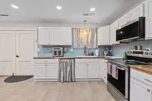 205 Bristow Dr, Summerville, SC 29483 - Photo 16