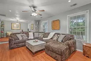 203 Shaftesbury Ln, Summerville, SC 29485 - Photo 10