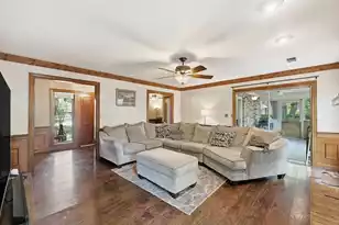 106 Boone Dr, Summerville, SC 29485 - Photo 4