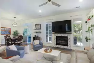 1264 Center Lake Dr, Mount Pleasant, SC 29464 - Photo 6