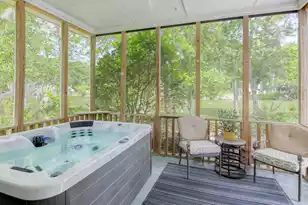 1264 Center Lake Dr, Mount Pleasant, SC 29464 - Photo 4