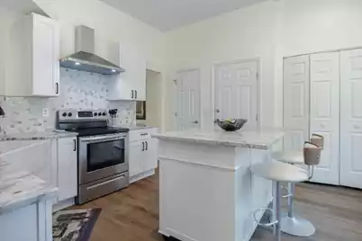 1264 Center Lake Drive, Mount Pleasant, SC 29464 - Photo 12