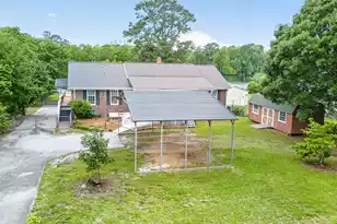 201 Lake Moultrie Dr, Bonneau, SC 29431 - Photo 16