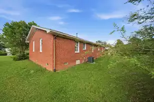 1828 Dellwood Dr, Orangeburg, SC 29115 - Photo 26