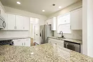 319 Whispering Breeze Ln, Summerville, SC 29486 - Photo 2