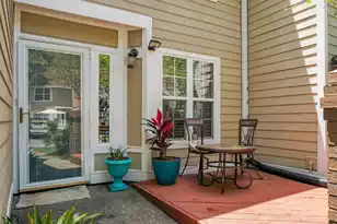 1044 Planters Pl, Mount Pleasant, SC 29464 - Photo 2