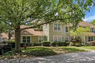 1044 Planters Pl, Mount Pleasant, SC 29464 - Photo 1