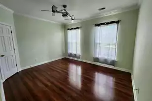 1375 Hopton Cir, Mount Pleasant, SC 29466 - Photo 10