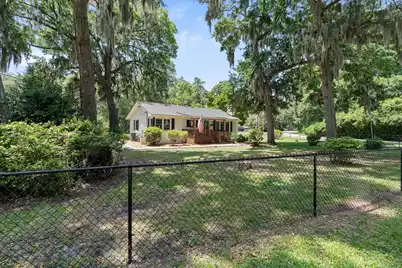 2420 Pine Court, Beaufort, SC 29902 - Photo 2
