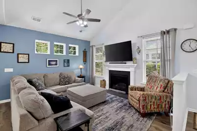 2572 Kingsfield Street, Mount Pleasant, SC 29466 - Photo 6