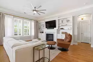 329 Ashby St, Summerville, SC 29486 - Photo 6