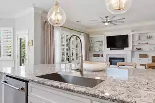 329 Ashby St, Summerville, SC 29486 - Photo 10