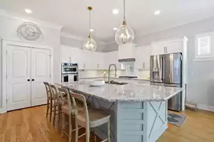329 Ashby St, Summerville, SC 29486 - Photo 1
