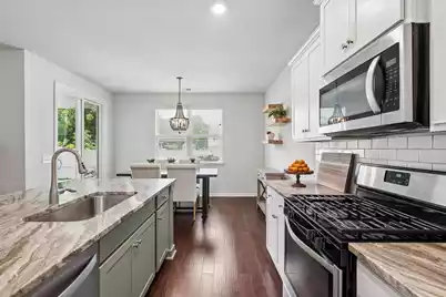 3822 Sawmill Court, Mount Pleasant, SC 29429 - Photo 6