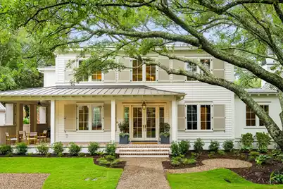 1323 Wayne Street, Mount Pleasant, SC 29464 - Photo 2