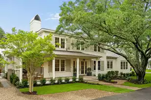 1323 Wayne St, Mount Pleasant, SC 29464 - Photo 4
