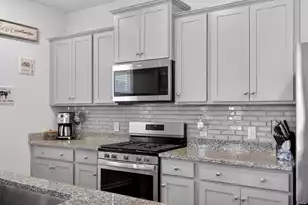 437 Ribbon Rd, Summerville, SC 29483 - Photo 12