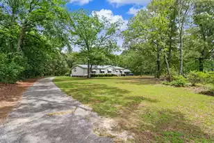 39 Rosa Dr, Saint Matthews, SC 29135 - Photo 8