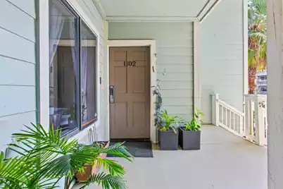 1481 Center Street #1102, Mount Pleasant, SC 29464 - Photo 4