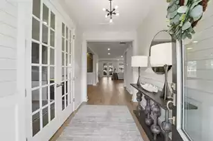1625 Farmers Wy, Mount Pleasant, SC 29466 - Photo 4