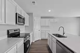 107 Jinks St, Yemassee, SC 29945 - Photo 2