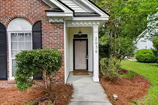 2636 Palmetto Hall Blvd, Mount Pleasant, SC 29466 - Photo 2