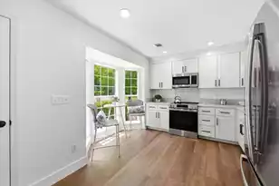 2717 Palmetto Hall Blvd, Mount Pleasant, SC 29466 - Photo 4