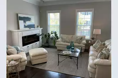 656 Coleman Boulevard #201, Mount Pleasant, SC 29464 - Photo 4