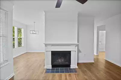 2033 Chatelain Way, Mount Pleasant, SC 29464 - Photo 4