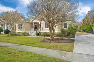 842 Captain Tom's Crossing, Johns Island, SC 29455 - Photo 2