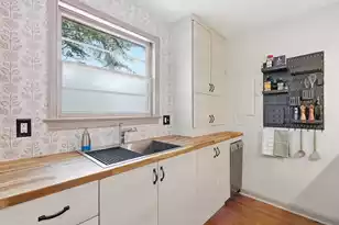 5069 Pittman St, North Charleston, SC 29405 - Photo 10