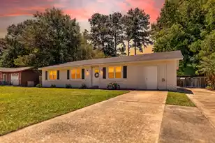 309 Logan Dr, Summerville, SC 29483 - Photo 1