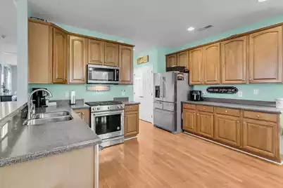 2282 Sandy Point Lane, Mount Pleasant, SC 29466 - Photo 8