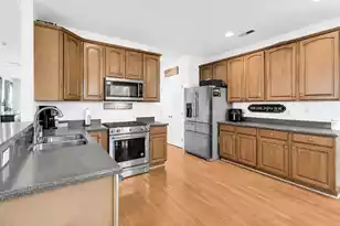 2282 Sandy Point Ln, Mount Pleasant, SC 29466 - Photo 6