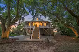 8730 Marsh Aire Ln, Edisto Island, SC 29438 - Photo 1