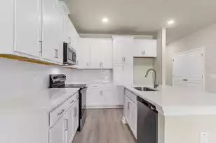 5085 Blackberry Ln, Ravenel, SC 29470 - Photo 22