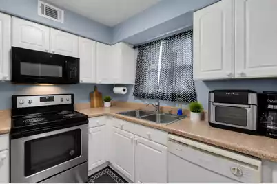 118 Luden Drive #Apt B, Summerville, SC 29483 - Photo 4