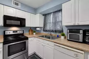 118 Luden Dr #B, Summerville, SC 29483 - Photo 4