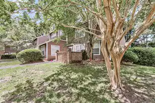 118 Luden Dr #B, Summerville, SC 29483 - Photo 2